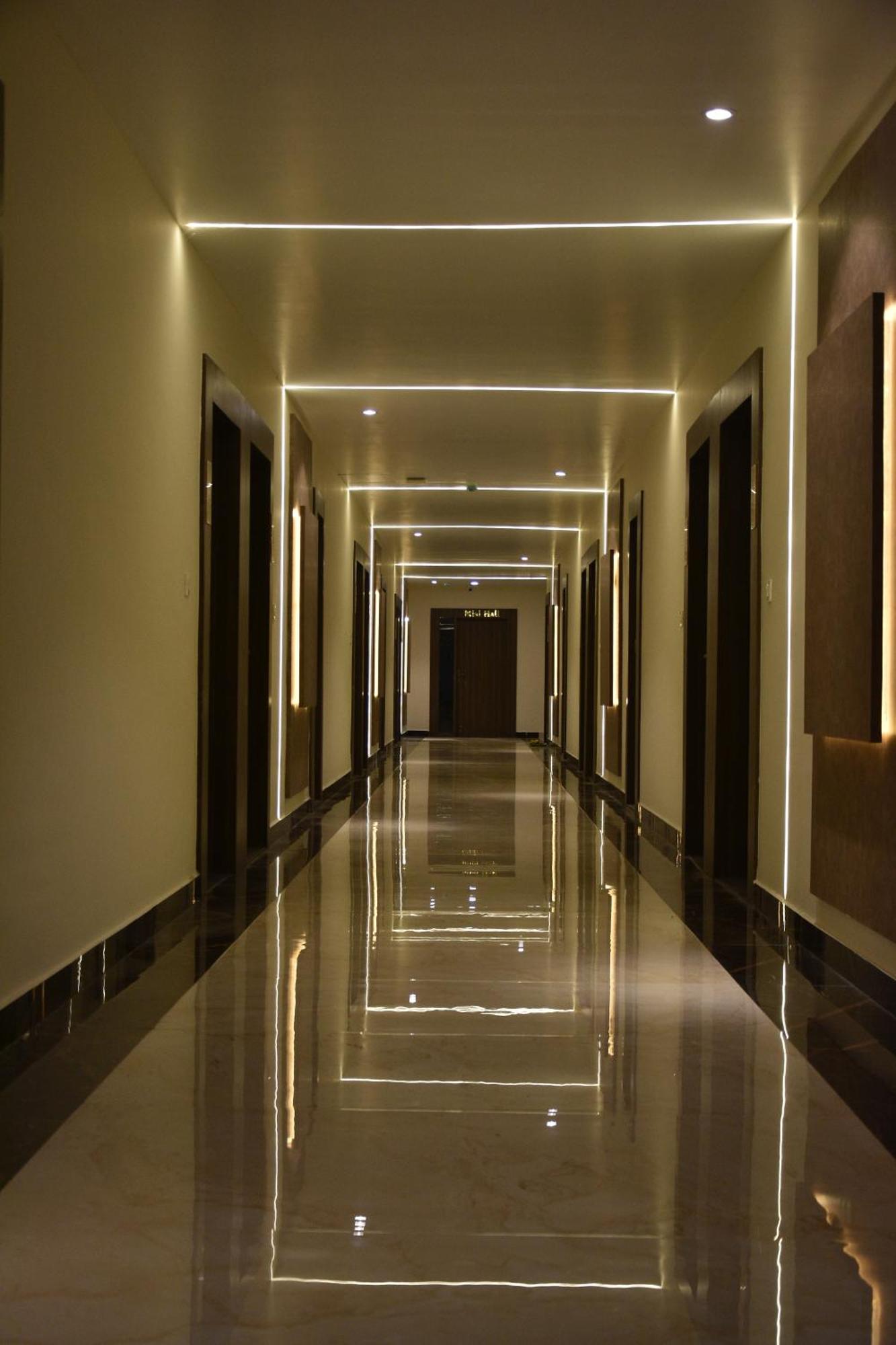 Silver Stone Park Resort, Kovilpatti エクステリア 写真
